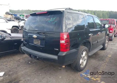 2008 Chevrolet Tahoe Ltz z USA, uszkodzony, nr VIN 1GNFC13088R194195